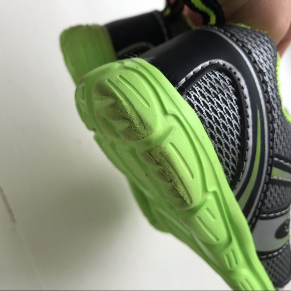 Garanimals Green & Black Baby Boy Sneakers Size 5 - Picture 5 of 9